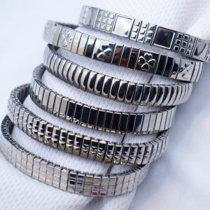 Stainless Steel Stretchable Luxury Exquisite Bangle Bracelet